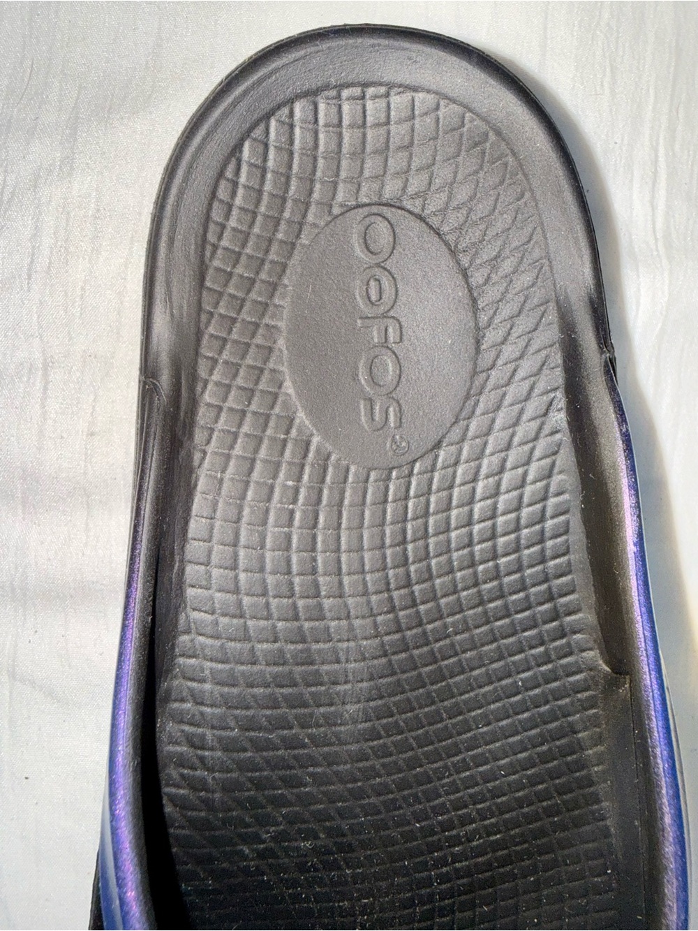🖤💜 OOFOS Recovery Flip Flops – Women’s Size 7 💜🖤 - Picture 3 of 5